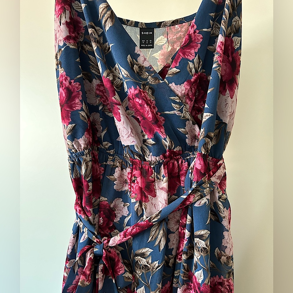 Beautiful floral SHEIN XL Sundress